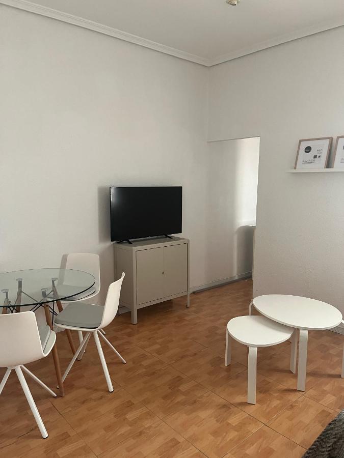 Piso En Valdeacederas Apartman Madrid Kültér fotó