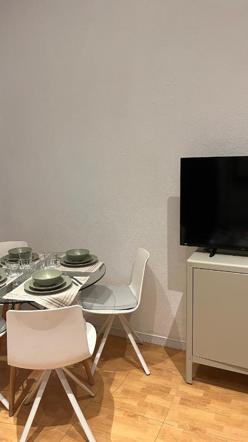 Piso En Valdeacederas Apartman Madrid Kültér fotó