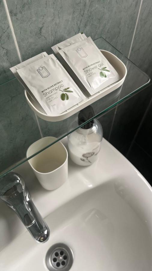 Piso En Valdeacederas Apartman Madrid Kültér fotó